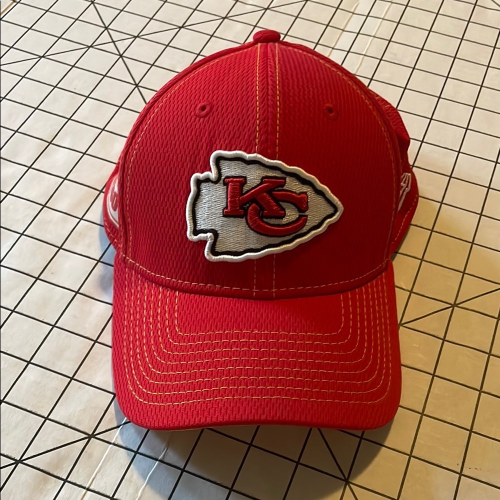 New Era Kansas City Chiefs hat, size medium/large